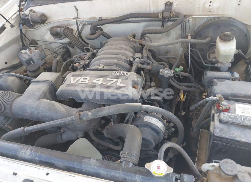 Photo 10 of 2005 Toyota Tundra SR5 V8 (VIN 5TBDT44145S474663)