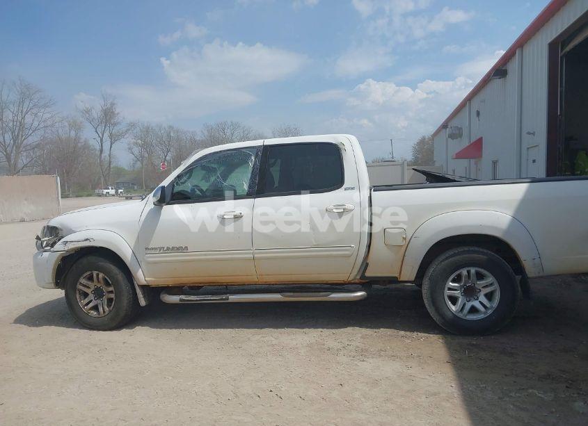 Photo 14 of 2005 Toyota Tundra SR5 V8 (VIN 5TBDT44145S474663)