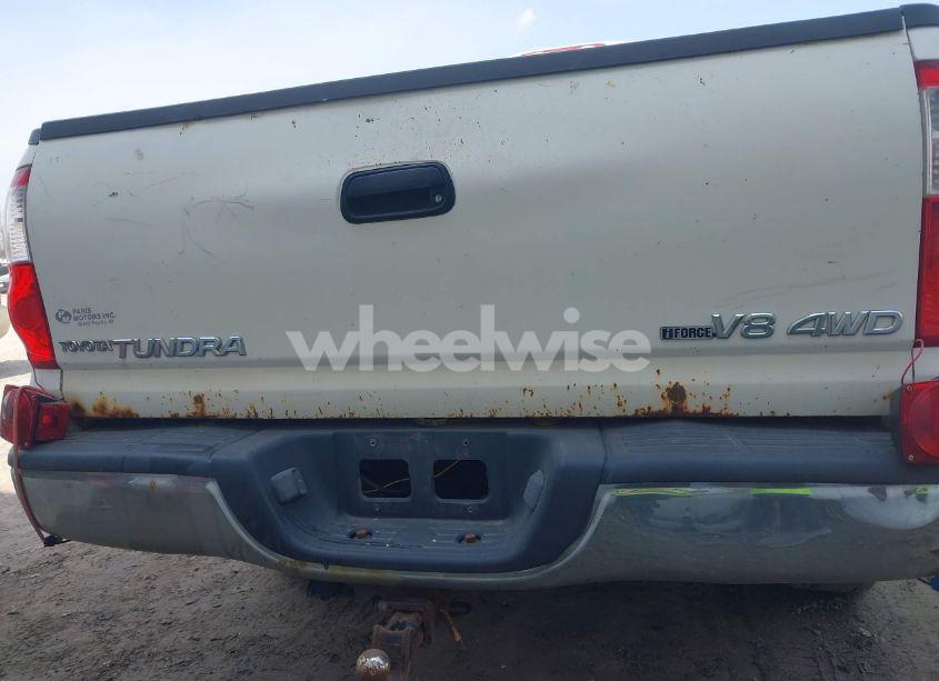 Photo 16 of 2005 Toyota Tundra SR5 V8 (VIN 5TBDT44145S474663)