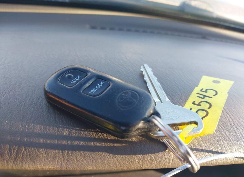 Photo 11 of 2005 Toyota Tundra SR5 V8 (VIN 5TBDT44145S495545)