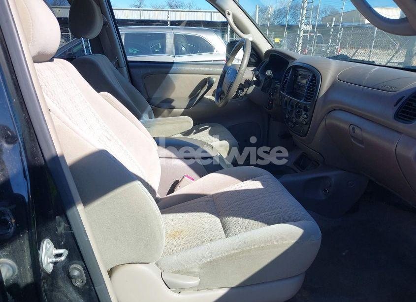 Photo 5 of 2006 Toyota Tundra SR5 V8 (VIN 5TBDT44146S504035)