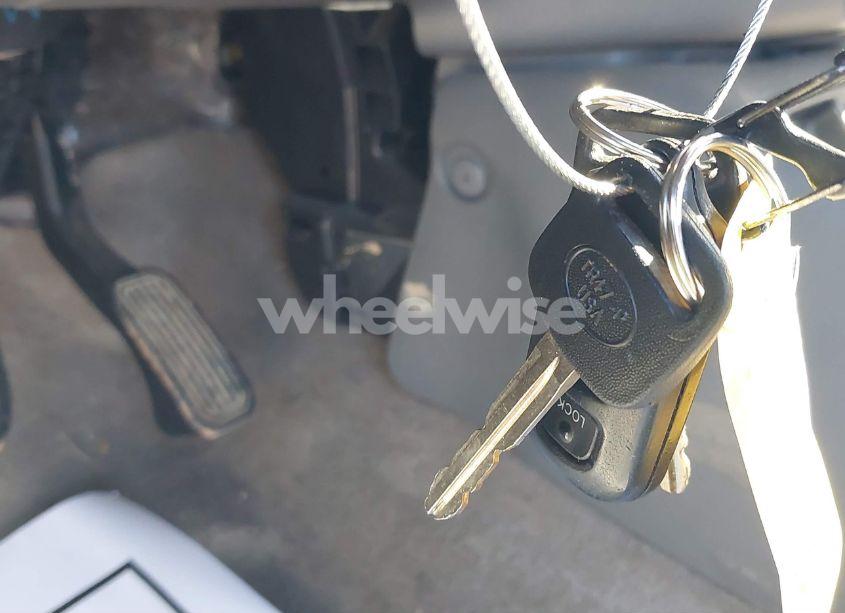 Photo 11 of 2006 Toyota Tundra SR5 V8 (VIN 5TBDT44146S522082)