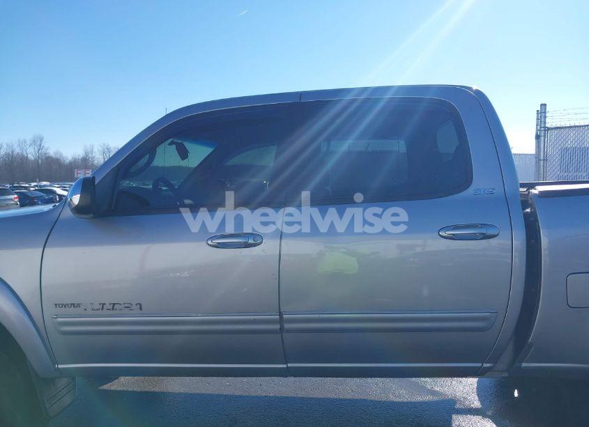 Photo 14 of 2006 Toyota Tundra SR5 V8 (VIN 5TBDT44146S522082)