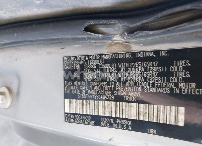 Photo 9 of 2005 Toyota Tundra SR5 V8 (VIN 5TBDT44155S484229)