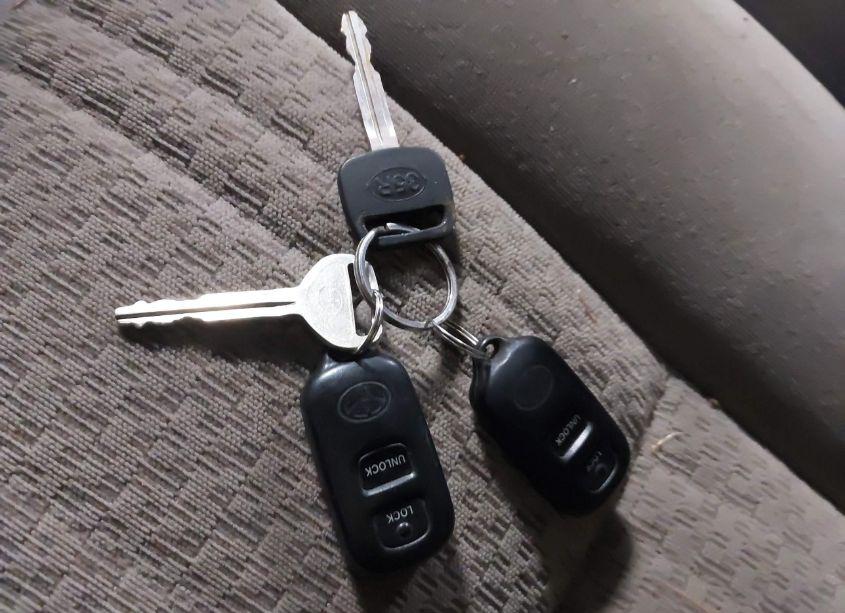 Photo 11 of 2005 Toyota Tundra SR5 V8 (VIN 5TBDT44155S490404)