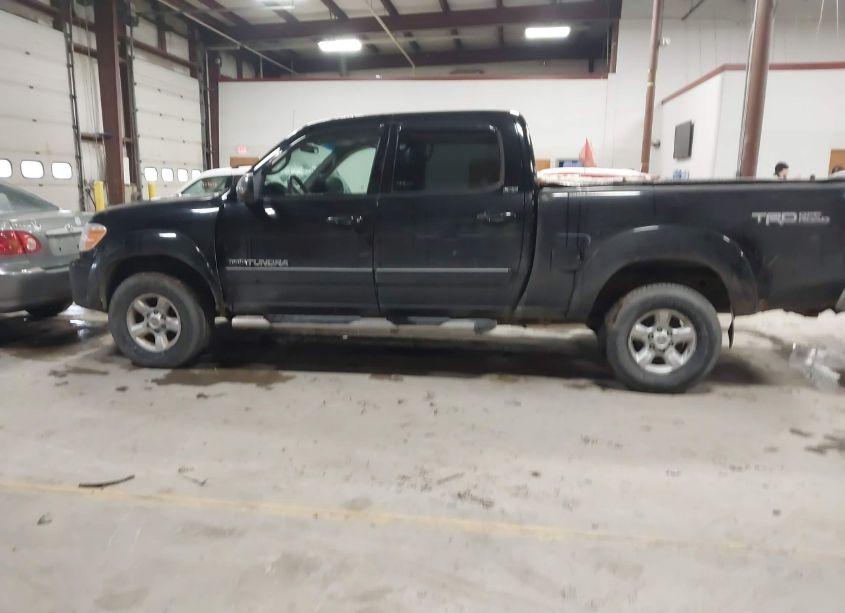Photo 14 of 2005 Toyota Tundra SR5 V8 (VIN 5TBDT44155S490404)