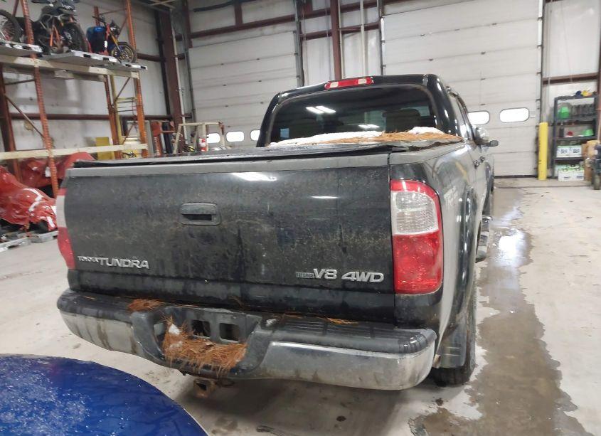 Photo 16 of 2005 Toyota Tundra SR5 V8 (VIN 5TBDT44155S490404)