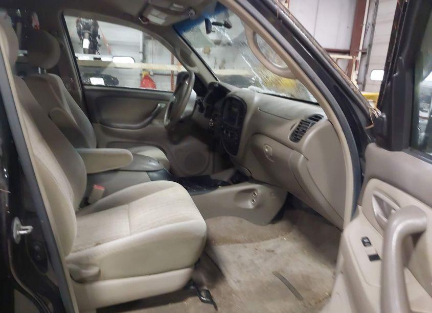 Photo 5 of 2005 Toyota Tundra SR5 V8 (VIN 5TBDT44155S490404)