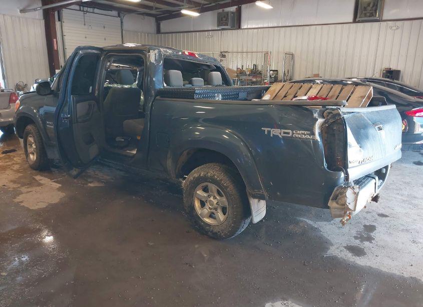 Photo 3 of 2006 Toyota Tundra SR5 V8 (VIN 5TBDT44156S518445)