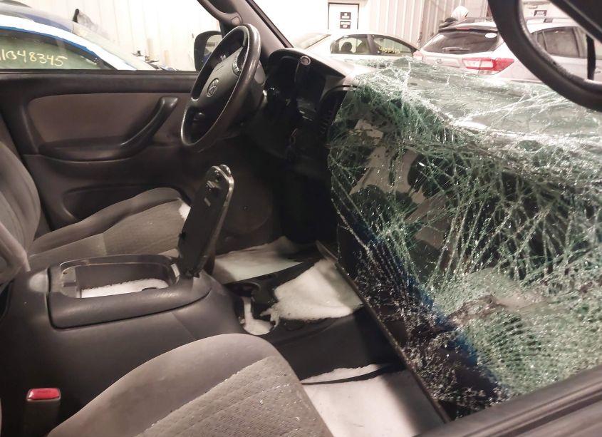 Photo 5 of 2006 Toyota Tundra SR5 V8 (VIN 5TBDT44156S518445)