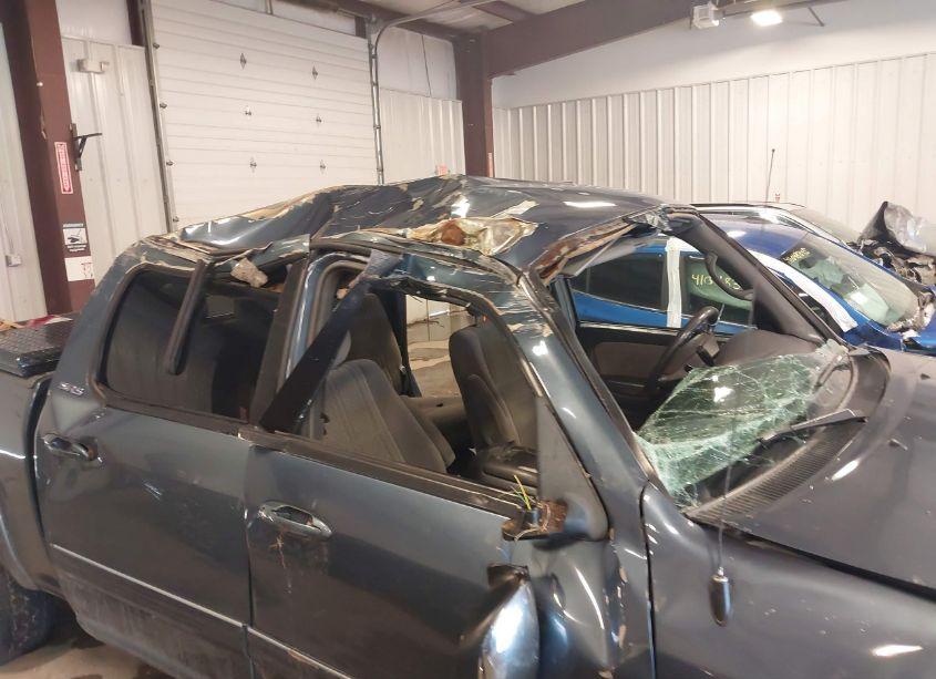 Photo 6 of 2006 Toyota Tundra SR5 V8 (VIN 5TBDT44156S518445)