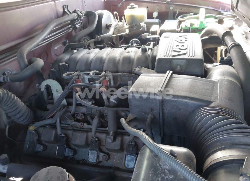 Photo 10 of 2006 Toyota Tundra SR5 V8 (VIN 5TBDT44156S538372)