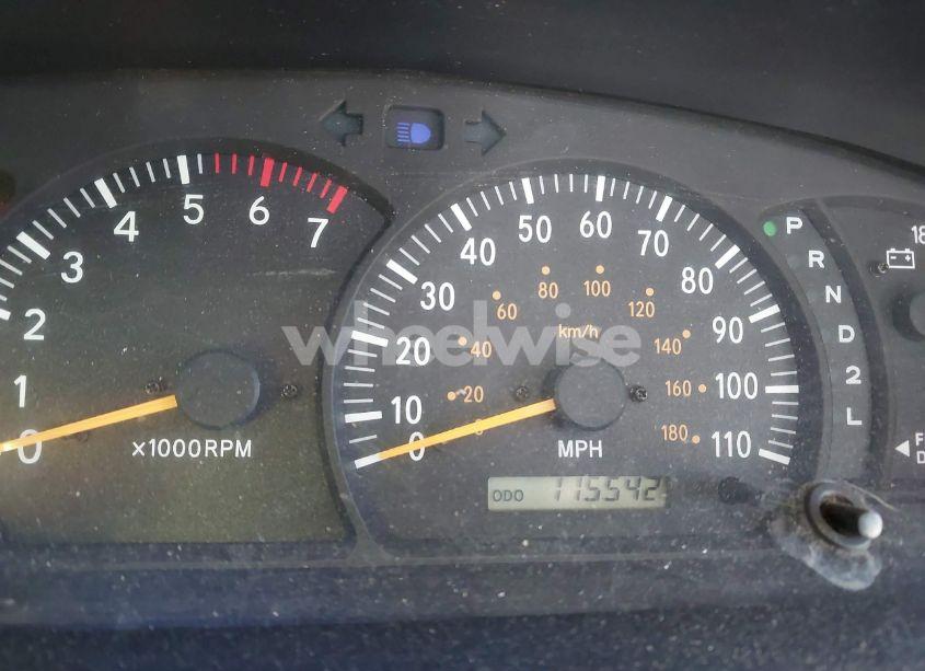 Photo 7 of 2004 Toyota Tundra SR5 V8 (VIN 5TBDT44164S456180)
