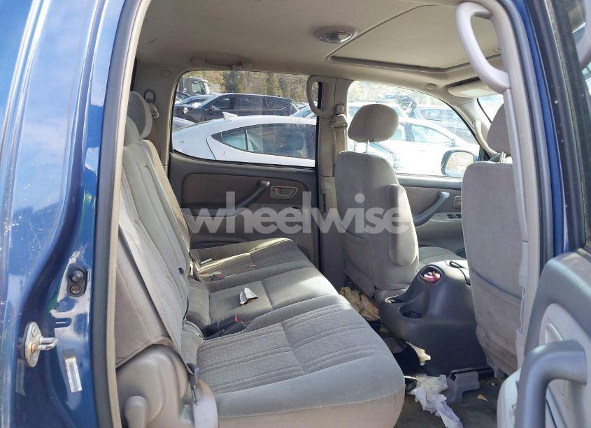 Photo 8 of 2004 Toyota Tundra SR5 V8 (VIN 5TBDT44164S456180)