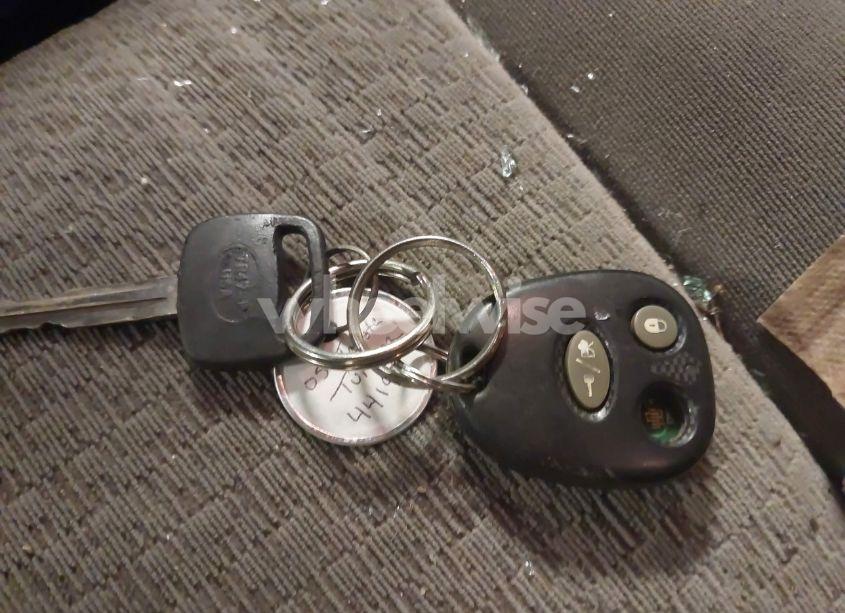 Photo 11 of 2005 Toyota Tundra SR5 V8 (VIN 5TBDT44165S501233)