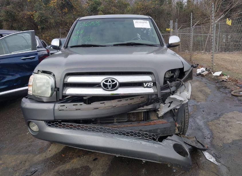 Photo 6 of 2006 Toyota Tundra SR5 V8 (VIN 5TBDT44166S543984)