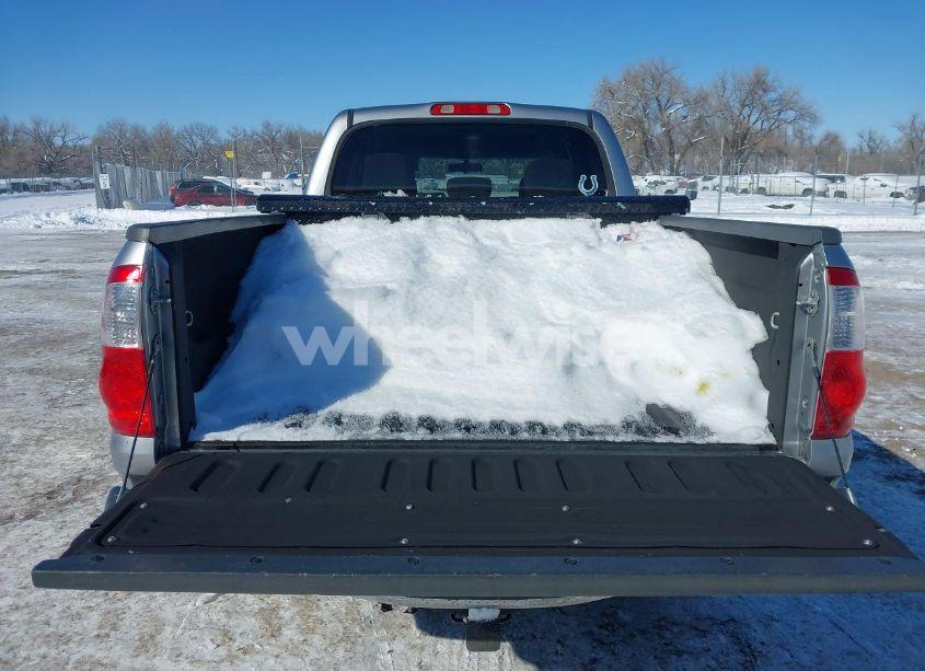 Photo 16 of 2006 Toyota Tundra SR5 V8 (VIN 5TBDT44166S546559)