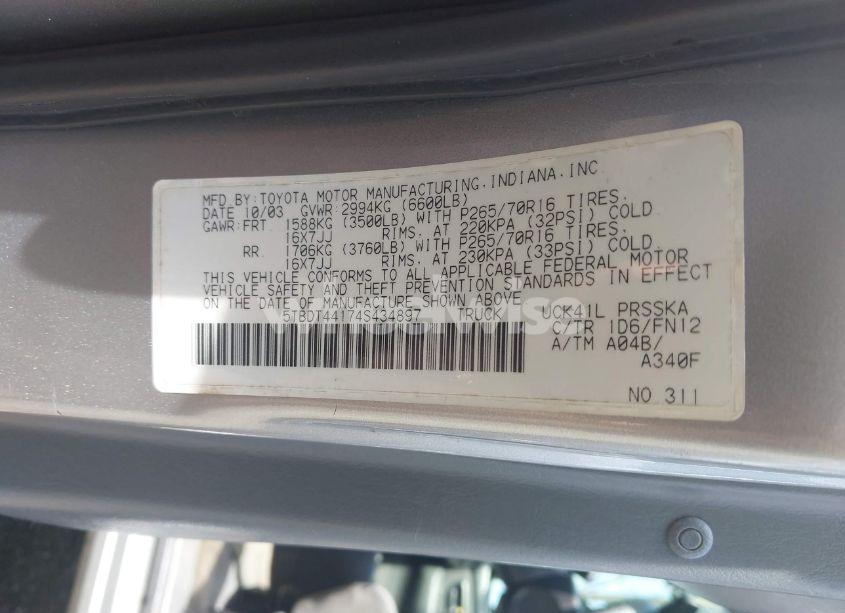 Photo 9 of 2004 Toyota Tundra SR5 V8 (VIN 5TBDT44174S434897)