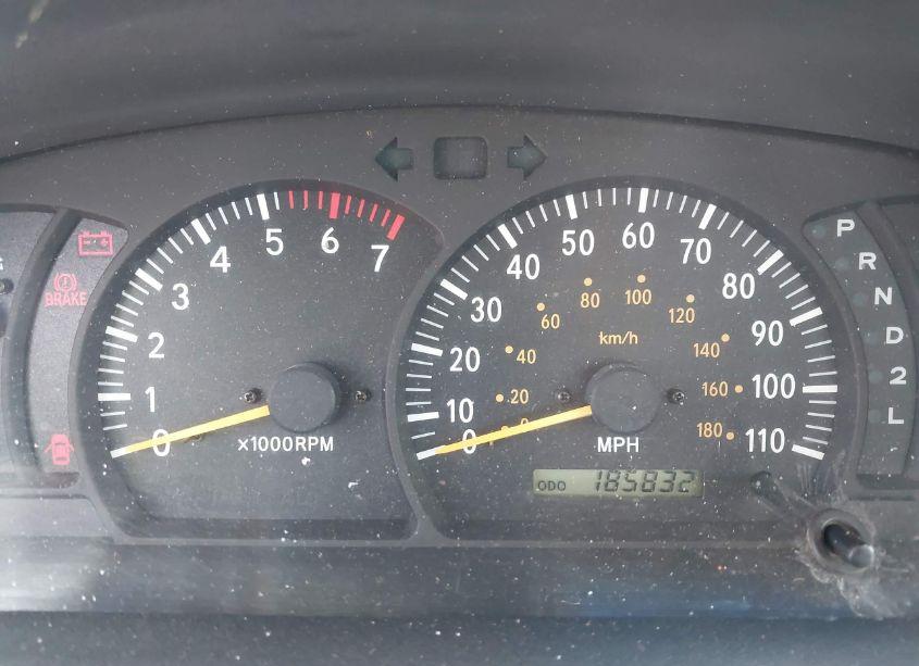 Photo 7 of 2004 Toyota Tundra SR5 V8 (VIN 5TBDT44174S439498)