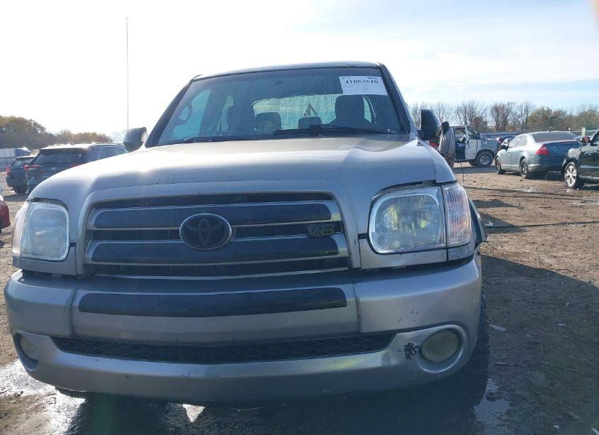 Photo 12 of 2005 Toyota Tundra SR5 V8 (VIN 5TBDT44175S472745)