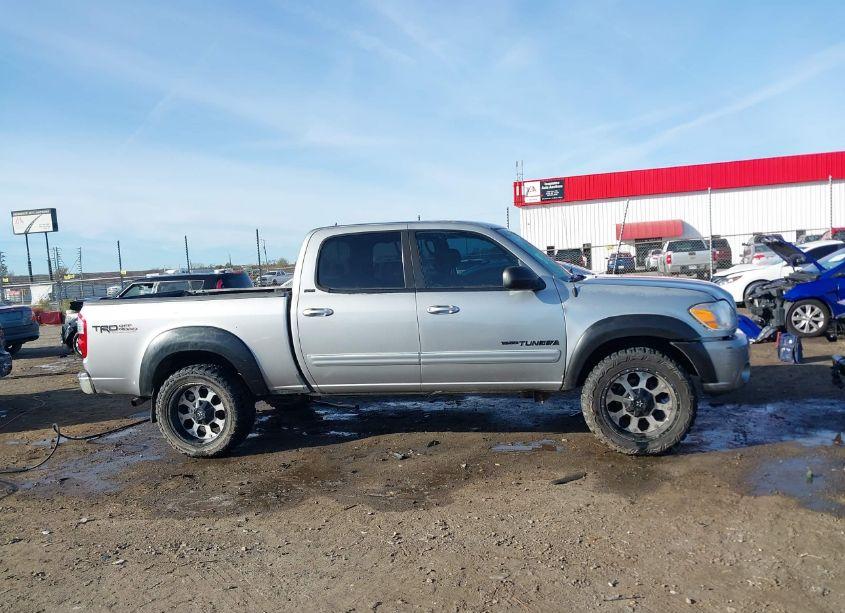 Photo 13 of 2005 Toyota Tundra SR5 V8 (VIN 5TBDT44175S472745)
