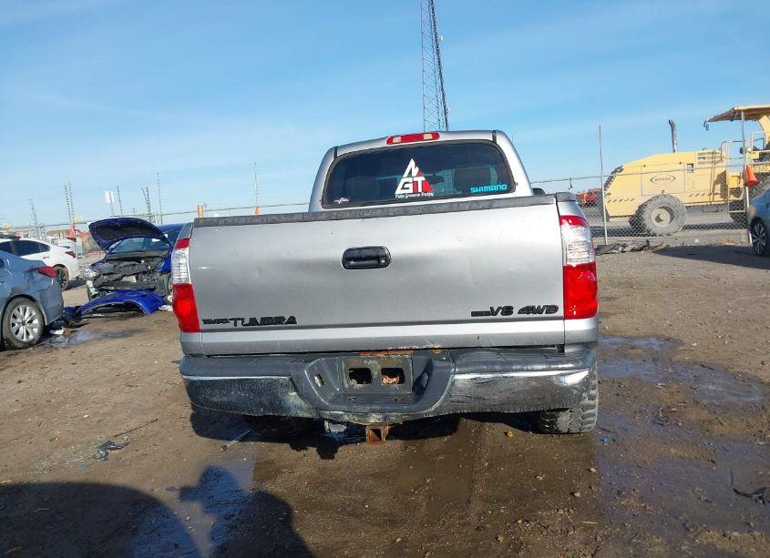 Photo 16 of 2005 Toyota Tundra SR5 V8 (VIN 5TBDT44175S472745)