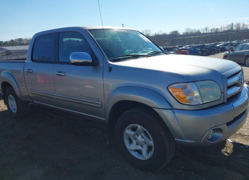 2006 Toyota Tundra SR5 V8 (VIN 5TBDT44176S517877) main photo