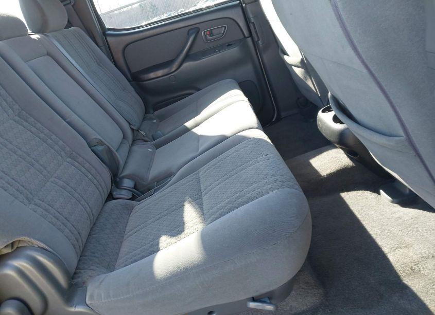 Photo 8 of 2006 Toyota Tundra SR5 V8 (VIN 5TBDT44176S517877)