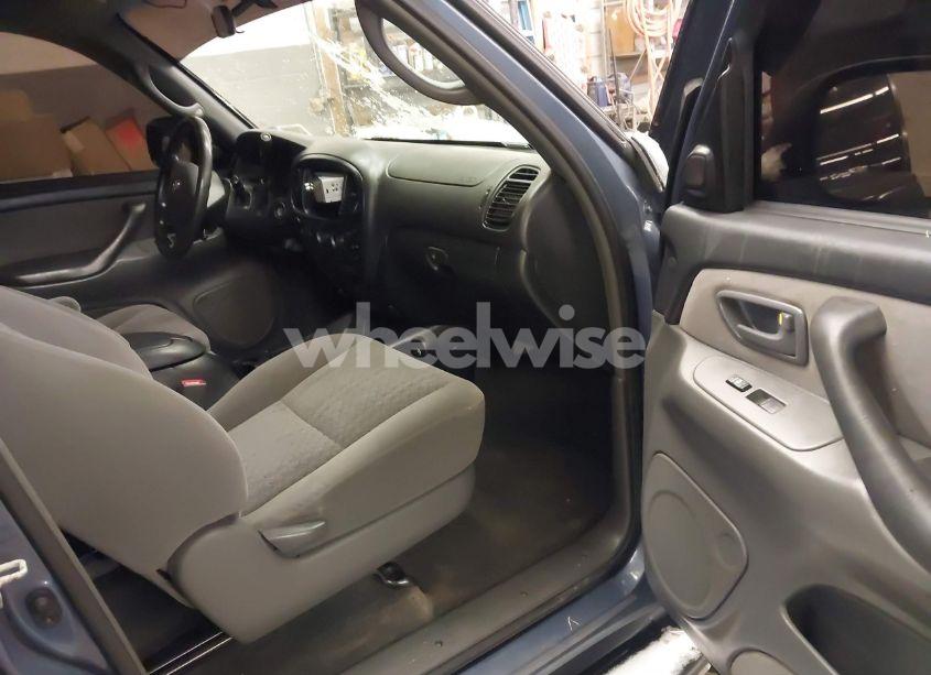 Photo 5 of 2006 Toyota Tundra SR5 V8 (VIN 5TBDT44176S527325)