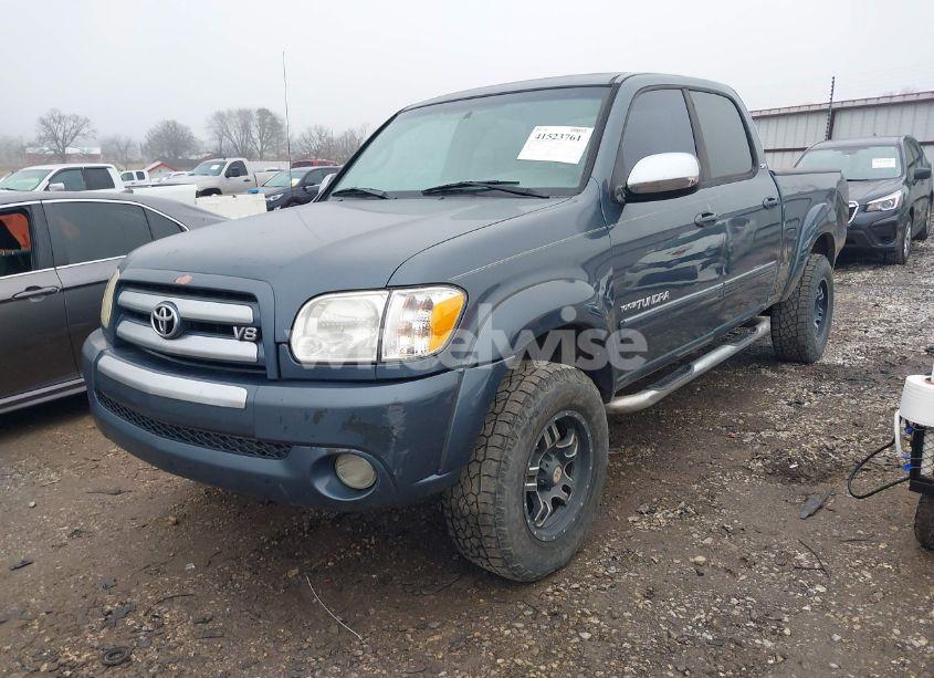 Photo 2 of 2006 Toyota Tundra SR5 V8 (VIN 5TBDT44176S545582)