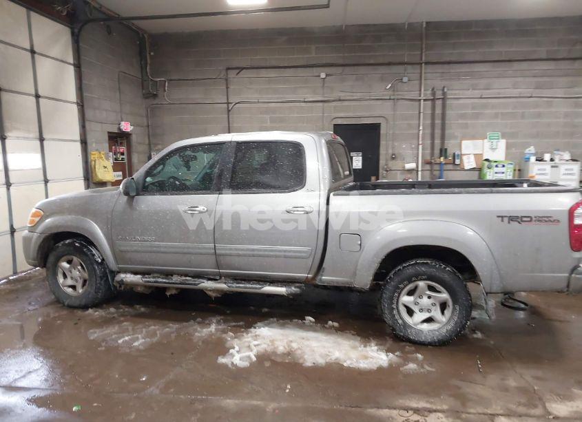 Photo 14 of 2004 Toyota Tundra SR5 V8 (VIN 5TBDT44184S443527)