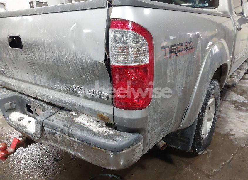 Photo 6 of 2004 Toyota Tundra SR5 V8 (VIN 5TBDT44184S443527)