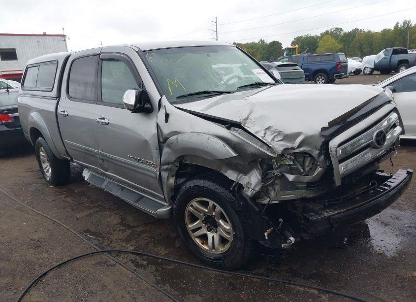 2005 Toyota Tundra SR5 V8 (VIN 5TBDT44185S468283) main photo