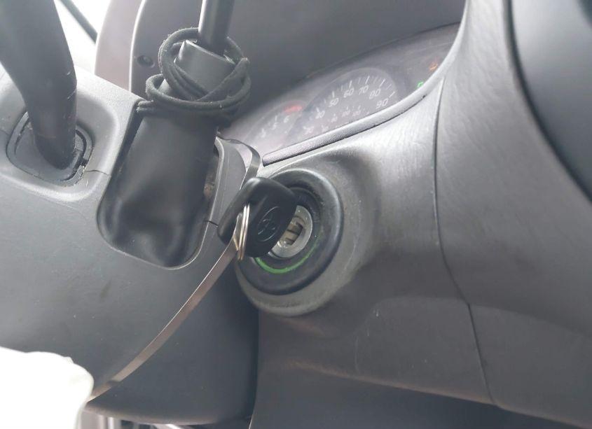 Photo 11 of 2005 Toyota Tundra SR5 V8 (VIN 5TBDT44185S468283)