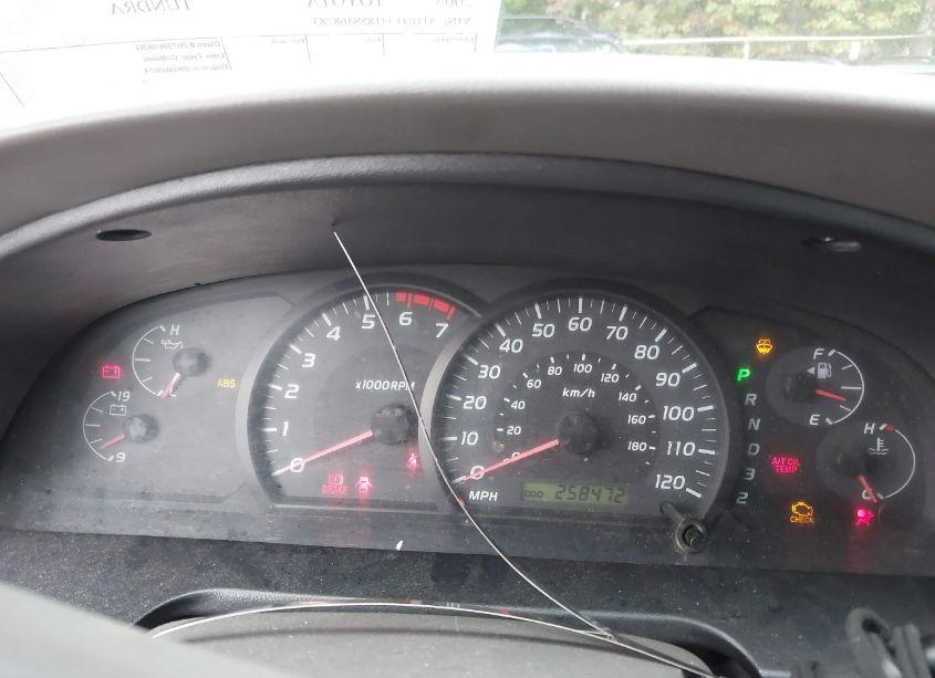 Photo 7 of 2005 Toyota Tundra SR5 V8 (VIN 5TBDT44185S468283)