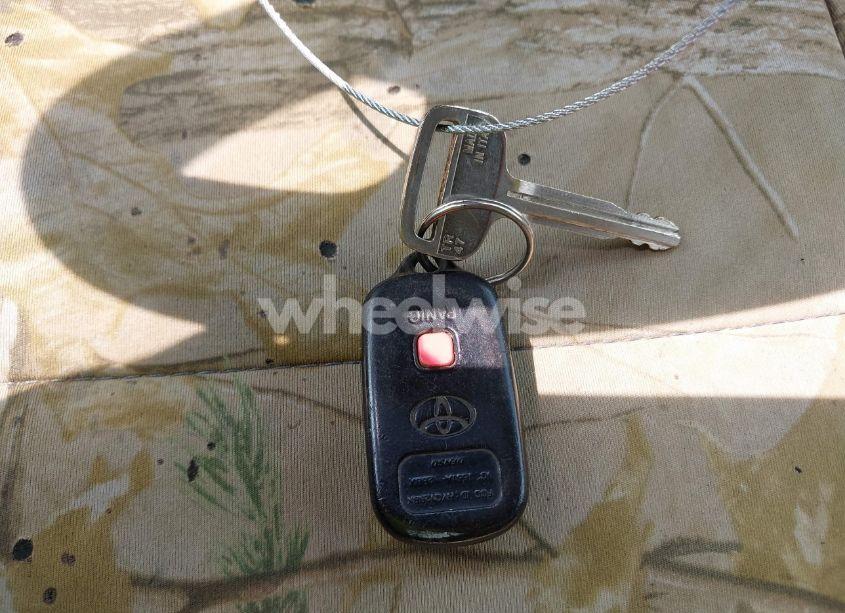 Photo 11 of 2005 Toyota Tundra SR5 V8 (VIN 5TBDT44185S490347)