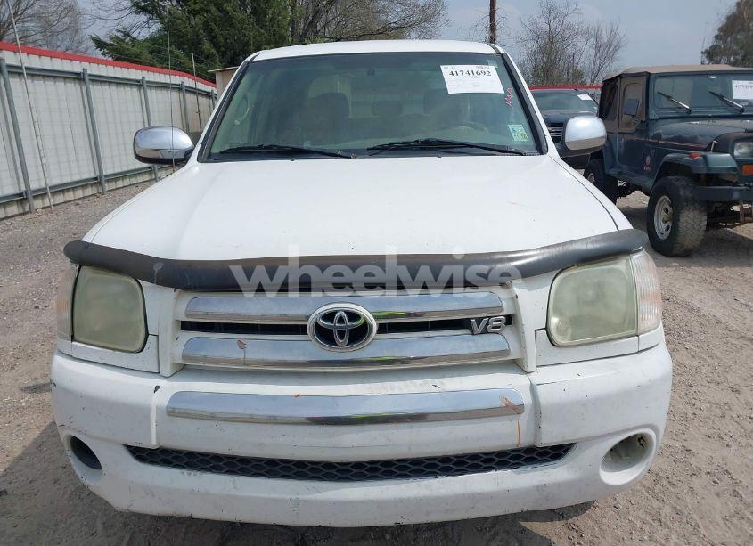 Photo 13 of 2005 Toyota Tundra SR5 V8 (VIN 5TBDT44185S490347)