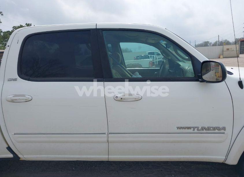 Photo 14 of 2005 Toyota Tundra SR5 V8 (VIN 5TBDT44185S490347)