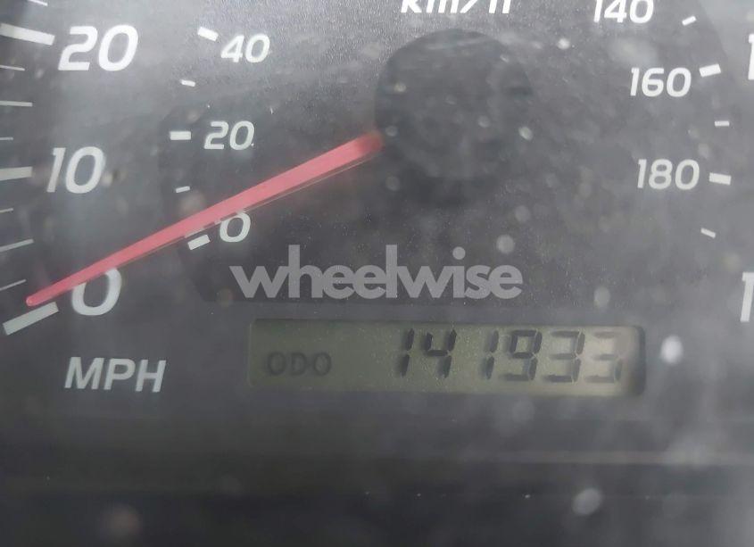 Photo 16 of 2005 Toyota Tundra SR5 V8 (VIN 5TBDT44185S490347)