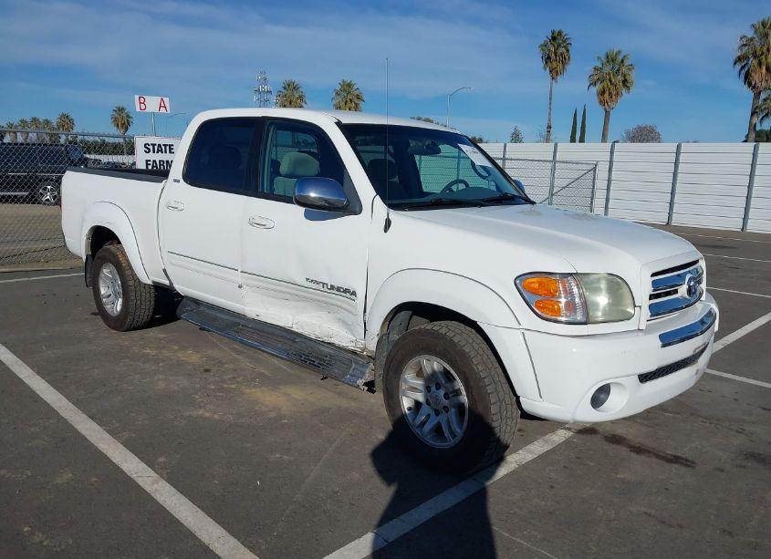 2004 Toyota Tundra SR5 V8 (VIN 5TBDT44194S436022) main photo