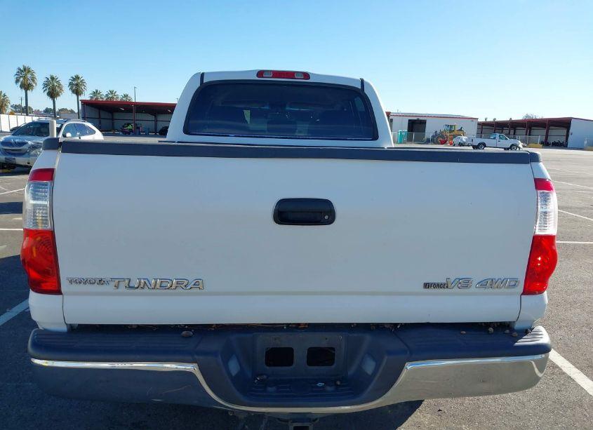 Photo 15 of 2004 Toyota Tundra SR5 V8 (VIN 5TBDT44194S436022)