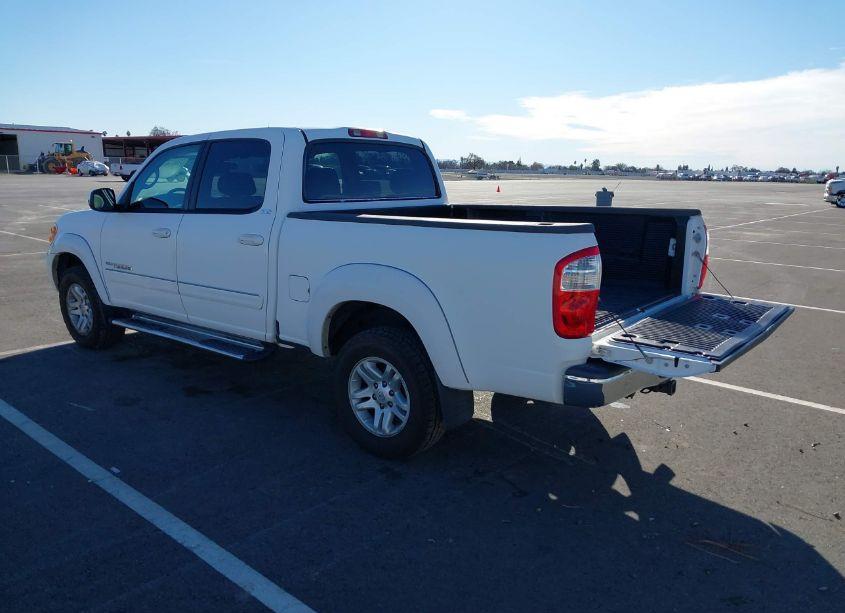 Photo 3 of 2004 Toyota Tundra SR5 V8 (VIN 5TBDT44194S436022)