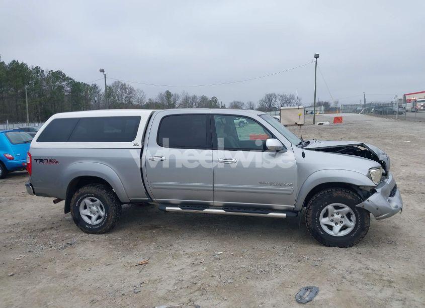 Photo 13 of 2004 Toyota Tundra SR5 V8 (VIN 5TBDT44194S447344)