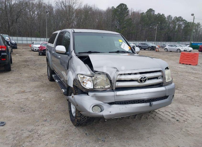 Photo 6 of 2004 Toyota Tundra SR5 V8 (VIN 5TBDT44194S447344)