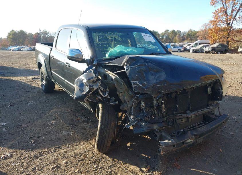 2004 Toyota Tundra SR5 V8 (VIN 5TBDT44194S448302) main photo