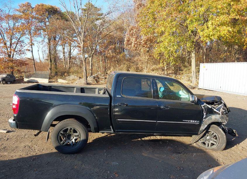 Photo 13 of 2004 Toyota Tundra SR5 V8 (VIN 5TBDT44194S448302)