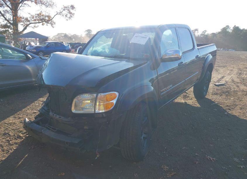 Photo 2 of 2004 Toyota Tundra SR5 V8 (VIN 5TBDT44194S448302)