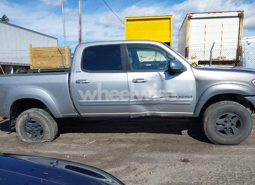 Photo 13 of 2004 Toyota Tundra SR5 V8 (VIN 5TBDT44194S452527)