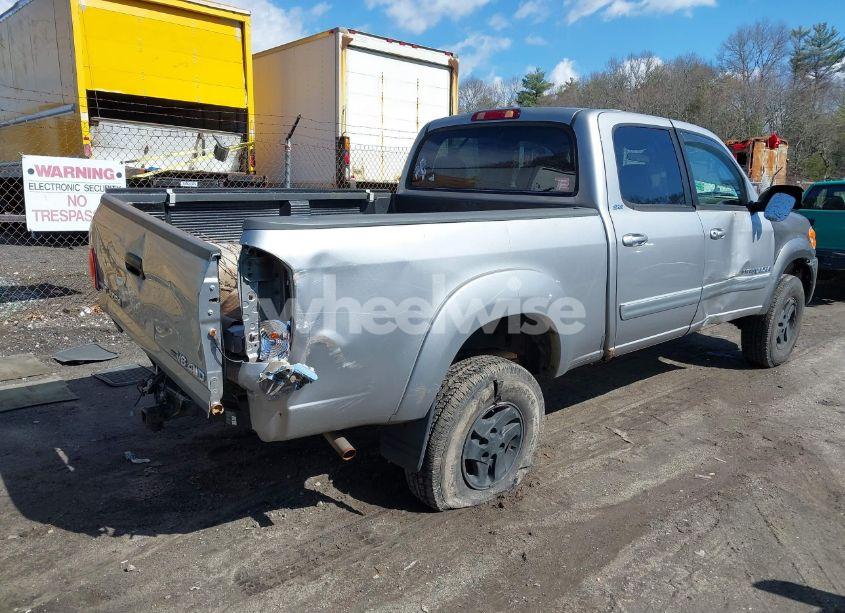 Photo 4 of 2004 Toyota Tundra SR5 V8 (VIN 5TBDT44194S452527)