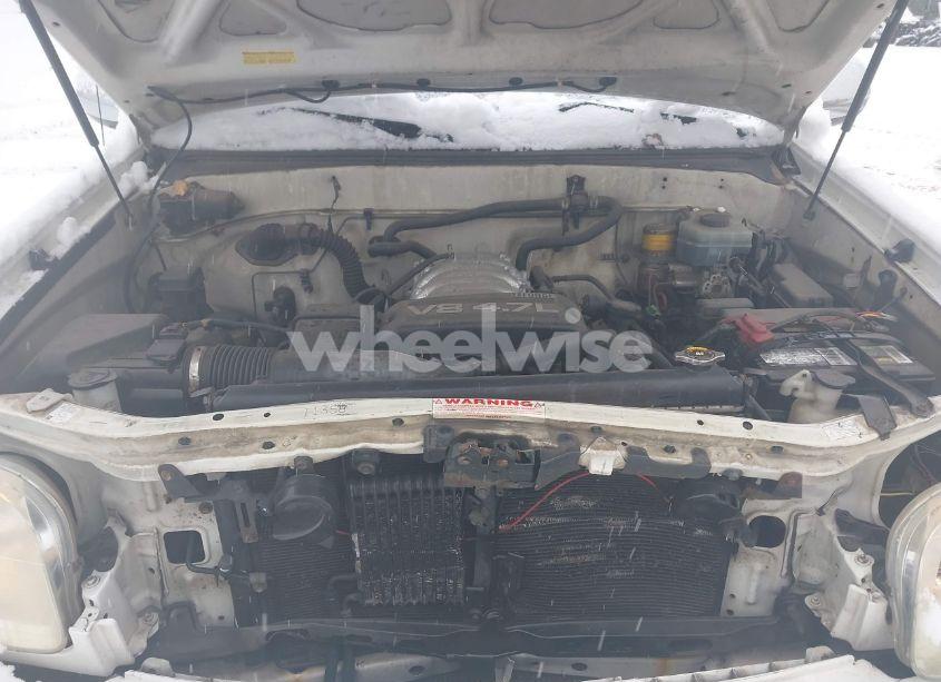 Photo 10 of 2004 Toyota Tundra SR5 V8 (VIN 5TBDT44194S456626)